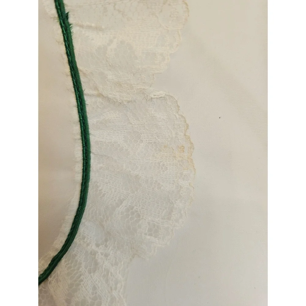 Vintage Christmas Apron White‎ Sheer Lace Embroidered Poinsettia Holiday cooking